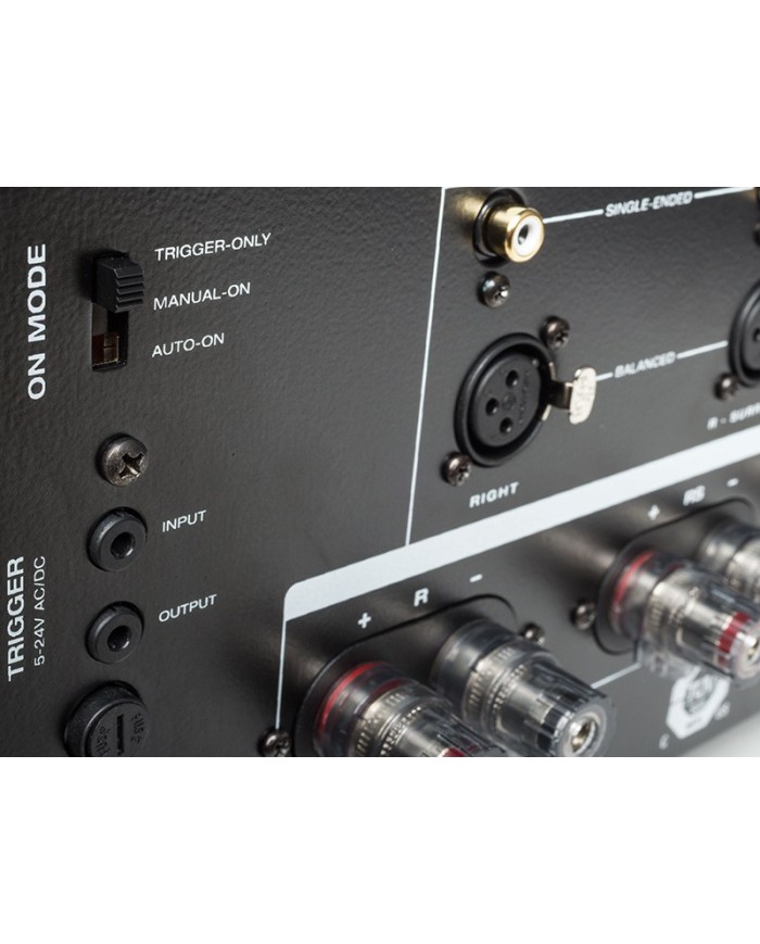 Finale di potenza a 5 canali a stato solido Anthem MCA 525 GEN 2