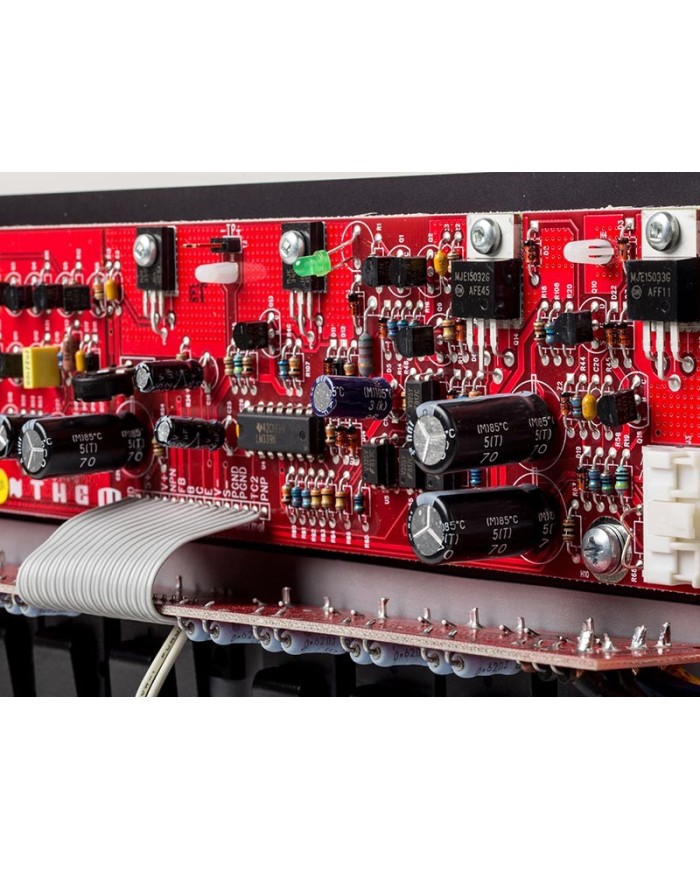 Finale di potenza a 5 canali a stato solido Anthem MCA 525 GEN 2