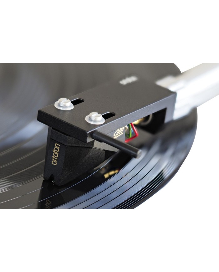 Testina MM con stilo nude fine line Ortofon 2M Black  corpo in Lexan