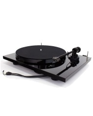 Giradischi con trazione a cinghia  Pro-Ject E1  Nero Lucido
