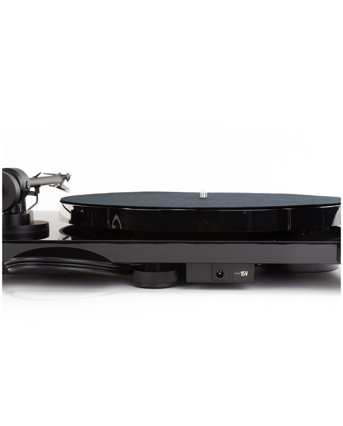 Giradischi con trazione a cinghia  Pro-Ject E1  Nero Lucido