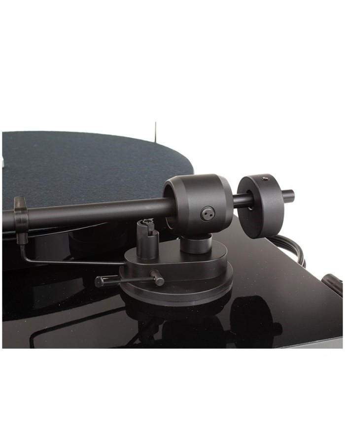 Giradischi con trazione a cinghia  Pro-Ject E1  Nero Lucido