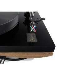 Giradischi con trazione a cinghia  Gold Note Giglio. Mobile in Noce