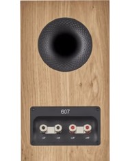 Diffusore da scaffale a 2 vie in bass reflex  B&W 607 S3  Rovere