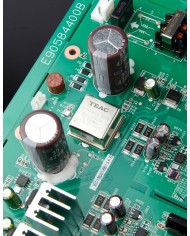 Generatore di clock super curato  Teac CG-10M-A Master Clock  Nero