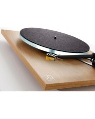 Giradischi con trazione a cinghia e motore 24v Rega Planar 3 Light Oak