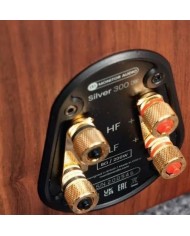 Monitor Audio Silver 300 7G Natural Walnut Diffusori da pavimento 3 vie