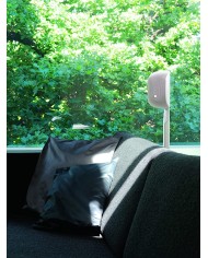 B&W M1 Bianco 4 Diffusori Compatti di design a 2 vie con supporto da tavolo e parete